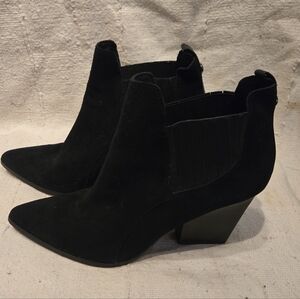 Donald Pliner Suede booties Size 10m